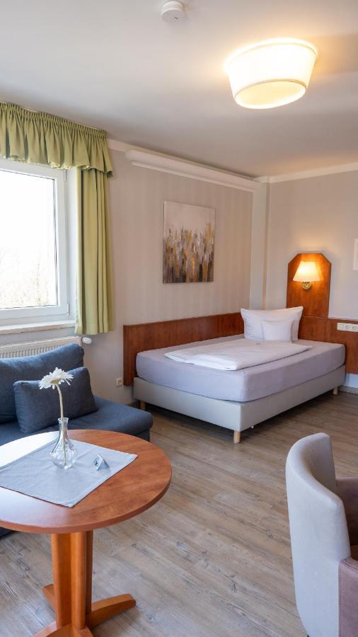 Hotel Am Uenglinger Tor Stendal Exteriör bild