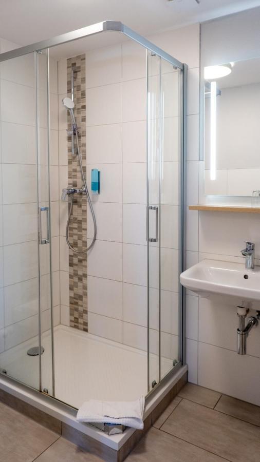 Hotel Am Uenglinger Tor Stendal Exteriör bild