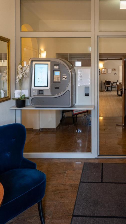 Hotel Am Uenglinger Tor Stendal Exteriör bild