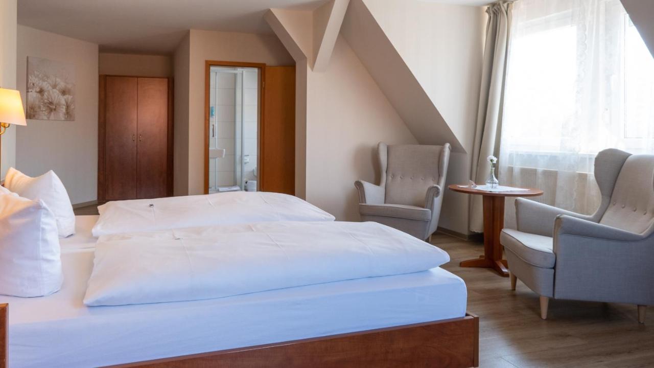Hotel Am Uenglinger Tor Stendal Exteriör bild